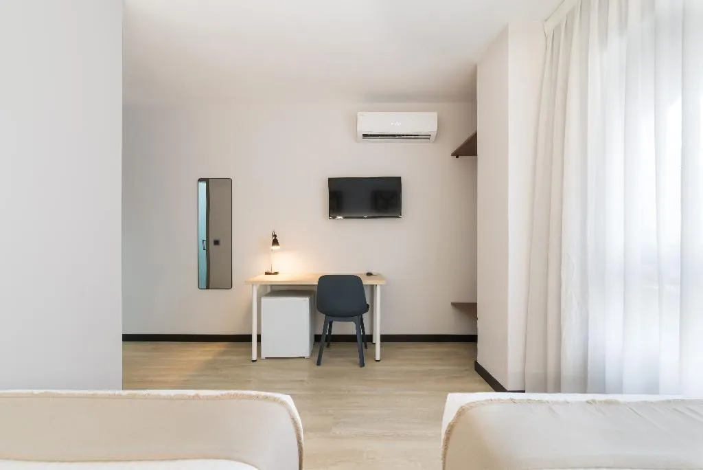 DOUBLE SINGLE USE STANDARD Room, Roisa Hostal Boutique, Madrid