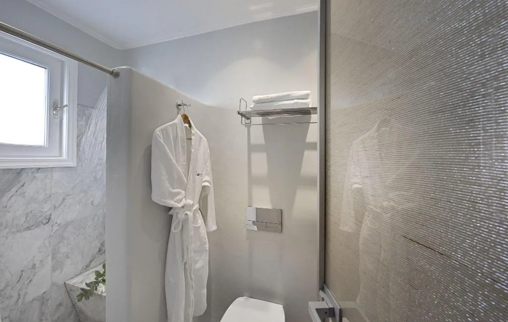 TRIPLE SUPERIOR Room, Petinos Hotel, Mykonos