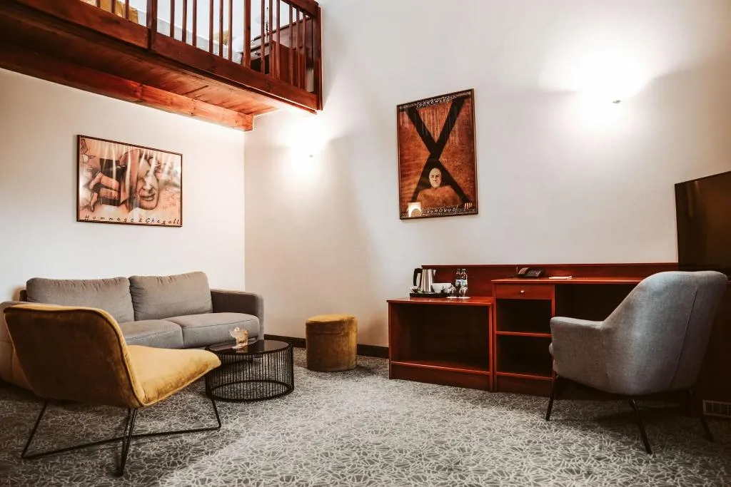 Room, Dwor w Tomaszowicach, Krakow