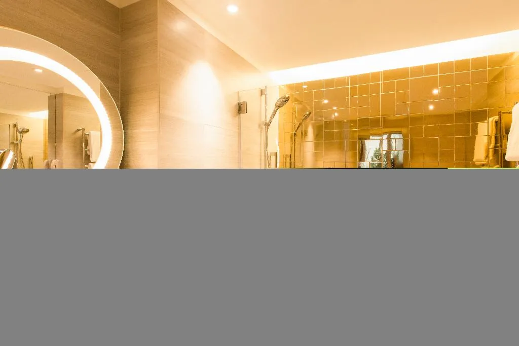 JUNIOR SUITE STANDARD Room, Rosa Grand Milano - Starhotels Collezione, Milan