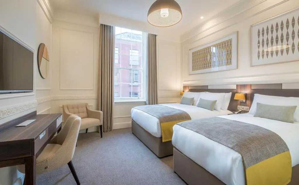 DOUBLE CAPACITY 3 Room, Hotel 7, Dublin
