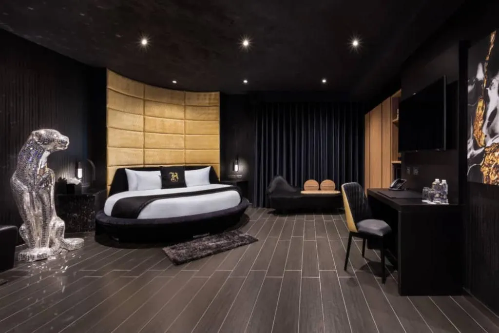 SUITE WITH JACUZZI Room, H Hotel & SPA - Adults Only, Malta