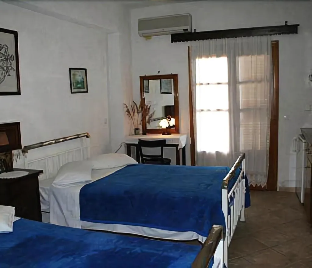 Room, Keramos, Crete