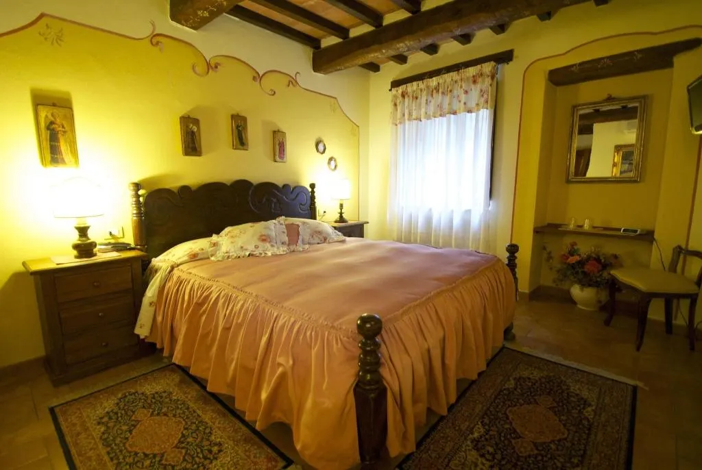 Room, Albergo Torre Sangiovanni, Perugia