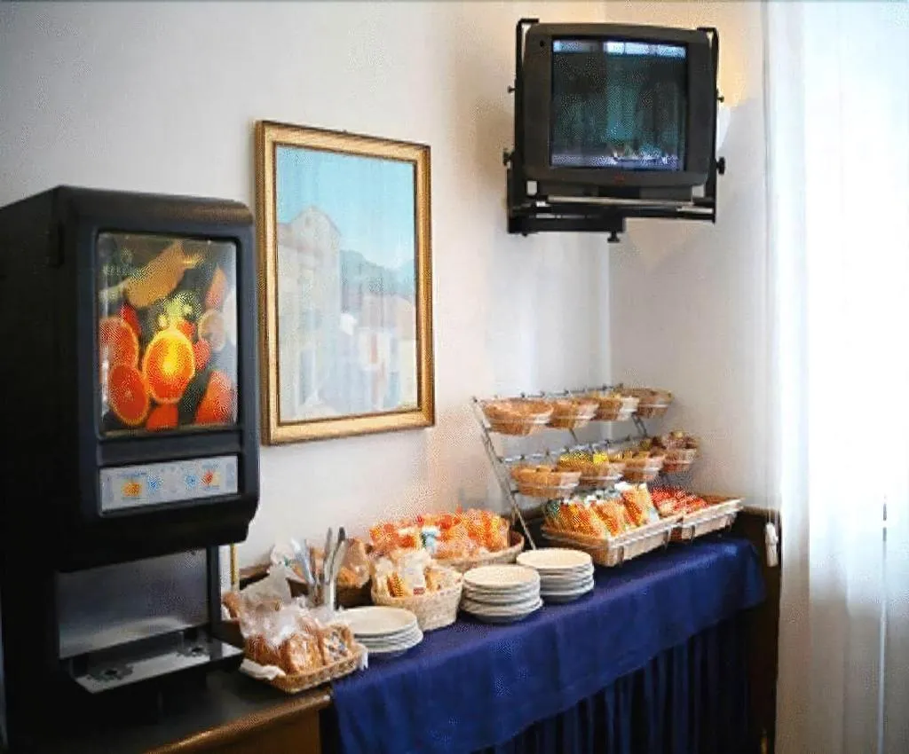 Restaurant, Hotel La Pace, Milan