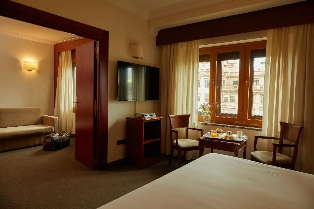 JUNIOR SUITE STANDARD Room, El Avenida Palace, Barcelona