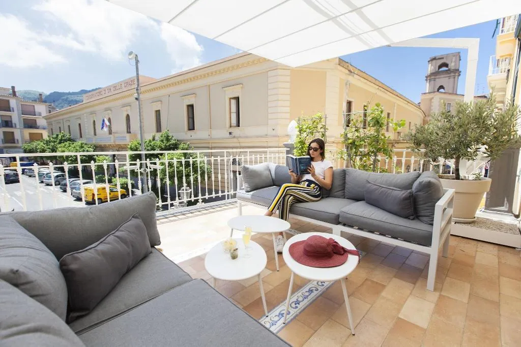Terrace, La Piazzetta Sorrento, Naples
