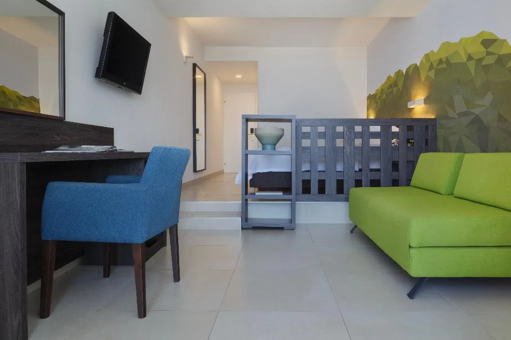 DOUBLE SUPERIOR SIDE SEA VIEW Room, Bluesun Hotel Alga, Split