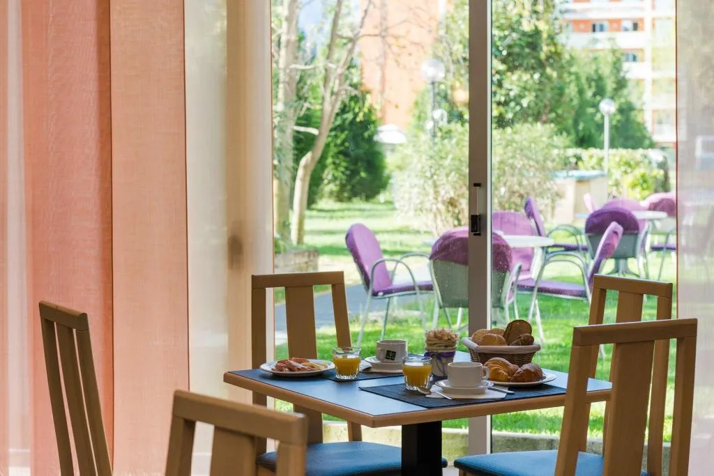 Restaurant, Hotel Ambassador Suite, Milan
