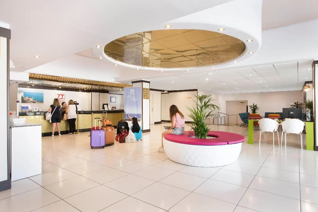 Lobby, Acuasol, Valencia