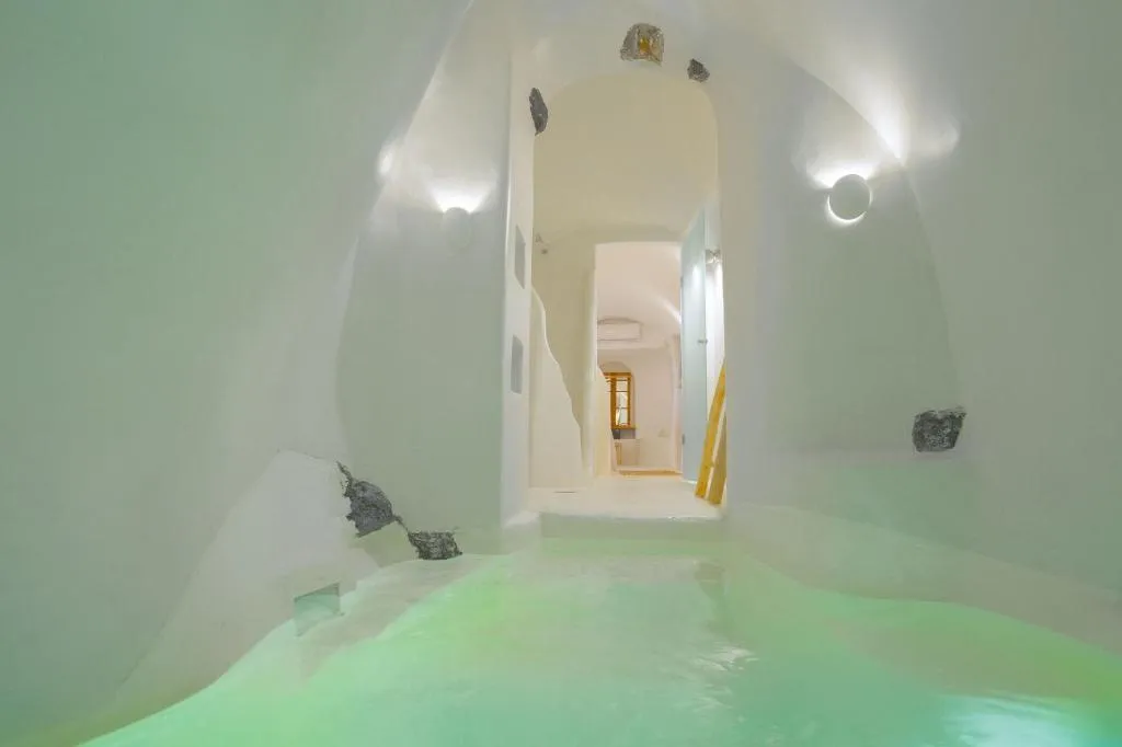 Room, Nano Suites, Santorini