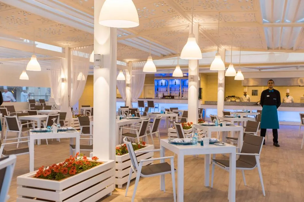 Restaurant, SUNRISE Holidays Resort (Adults Only), Red Sea Riviera