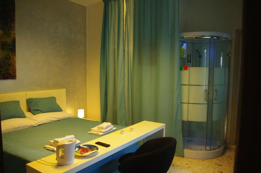 Room, Appia Avenue 639, Naples