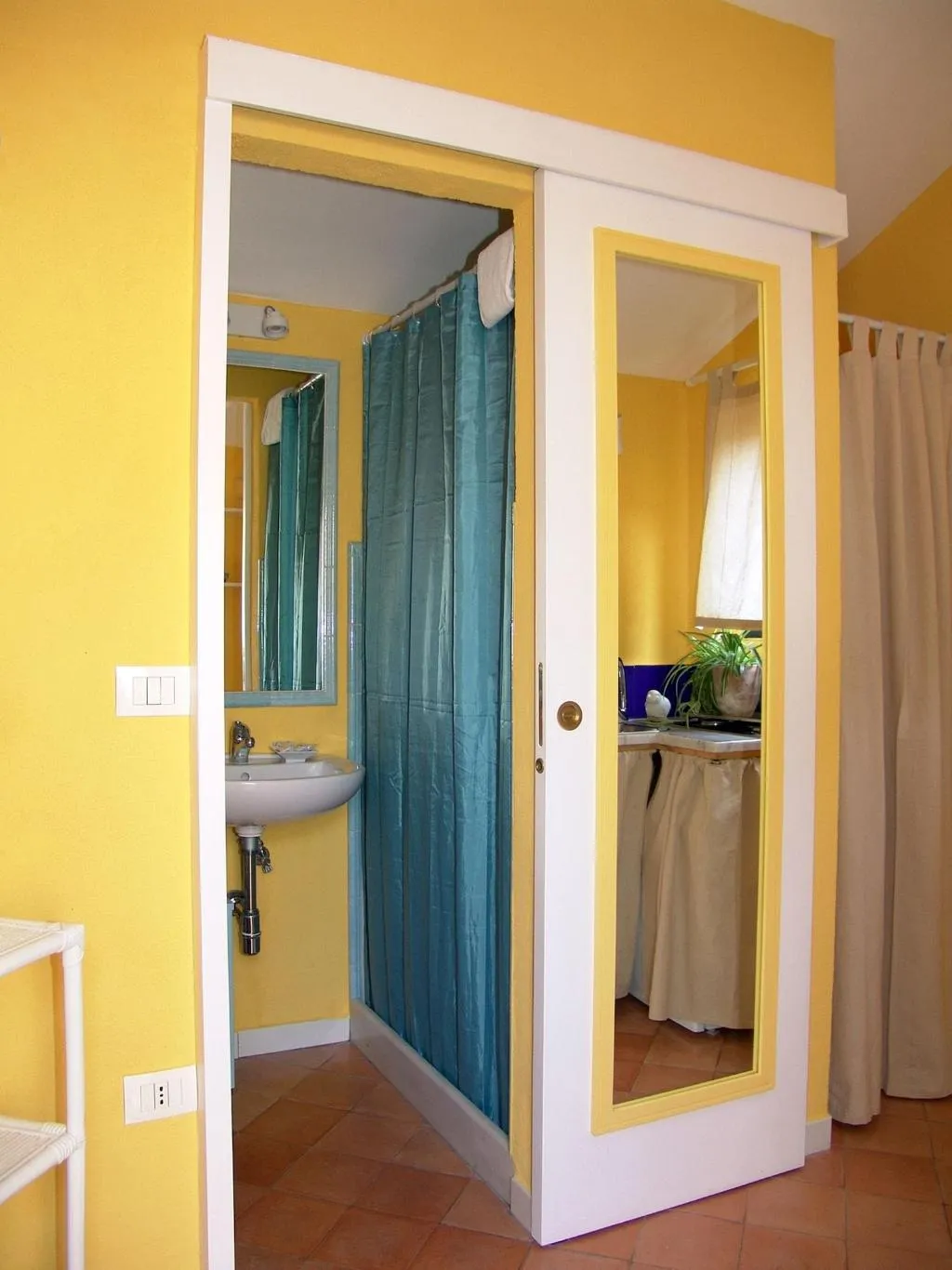Room, Chalet Lidia, Naples