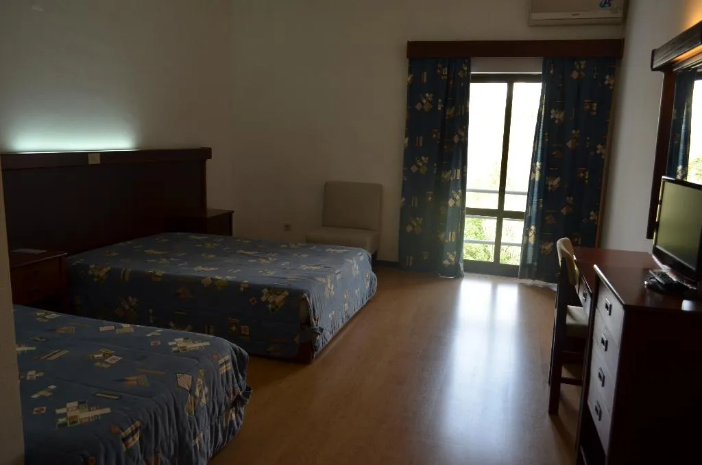 SINGLE LAND VIEW Room, Atlantida Sol, Porto