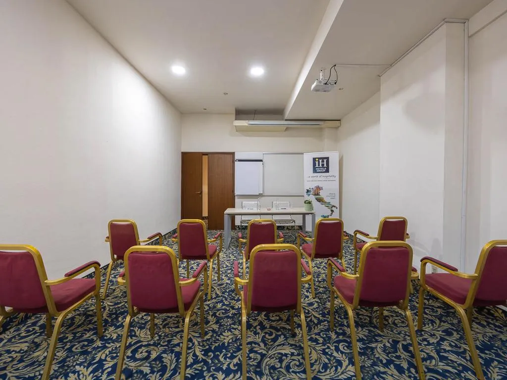 Conferences, iH Hotels Milano St. John, Milan