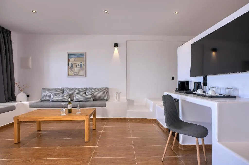 SUITE DELUXE SEA VIEW Room, splendour hotel and suites, Santorini