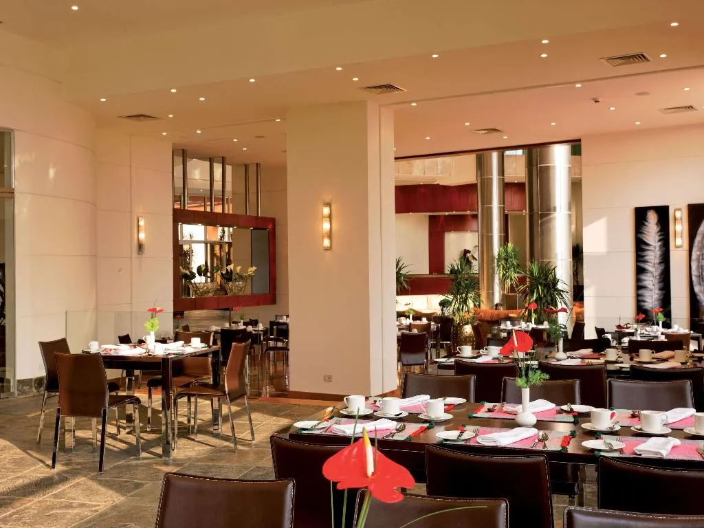 Restaurant, Mövenpick El Sokhna, Cairo
