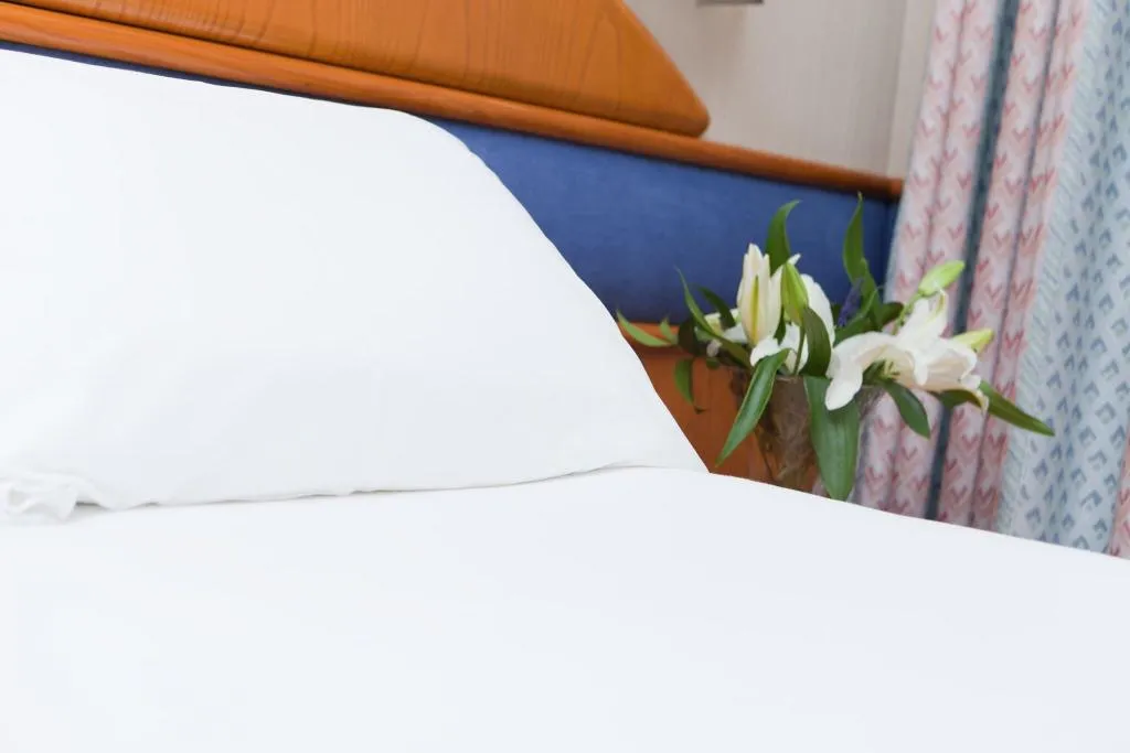 QUADRUPLE THREE BEDS Room, Santos Agumar Atocha, Madrid