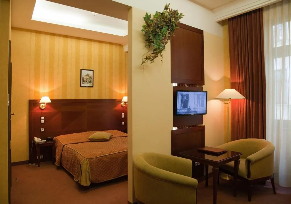 Double or Twin WITH DOUBLE BED Room, Wawel, Krakow