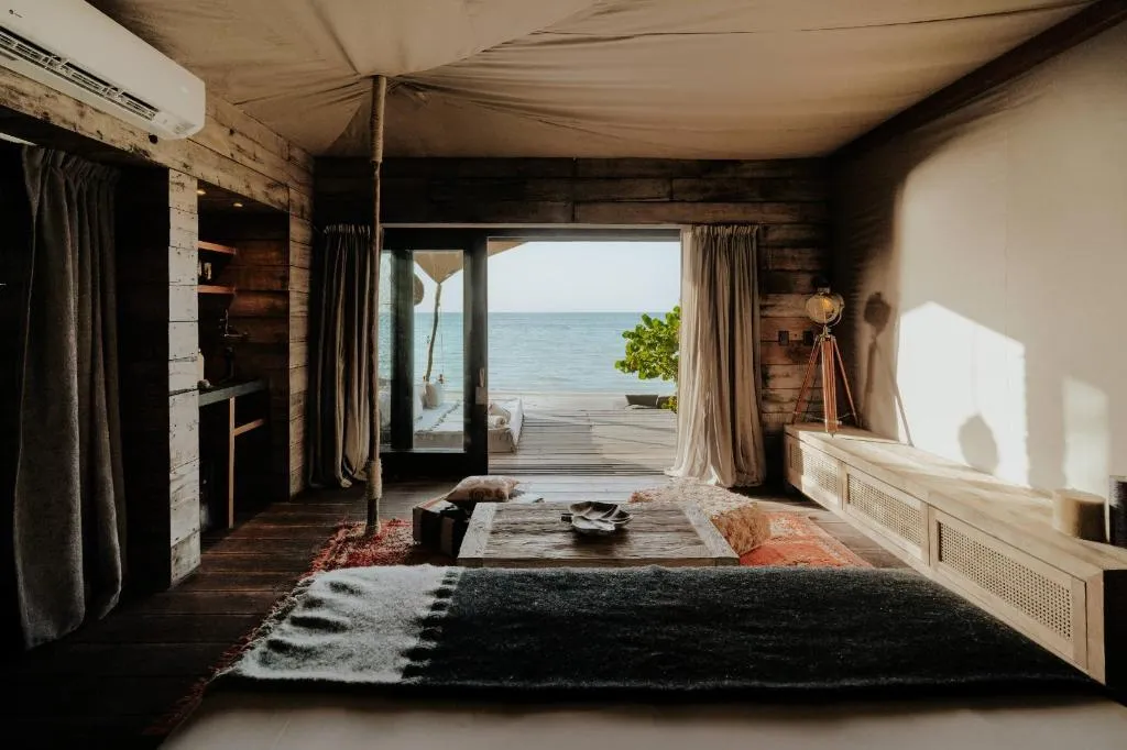 SUITE OCEAN FRONT Room, Nomade Temple Holbox, Cancun Area