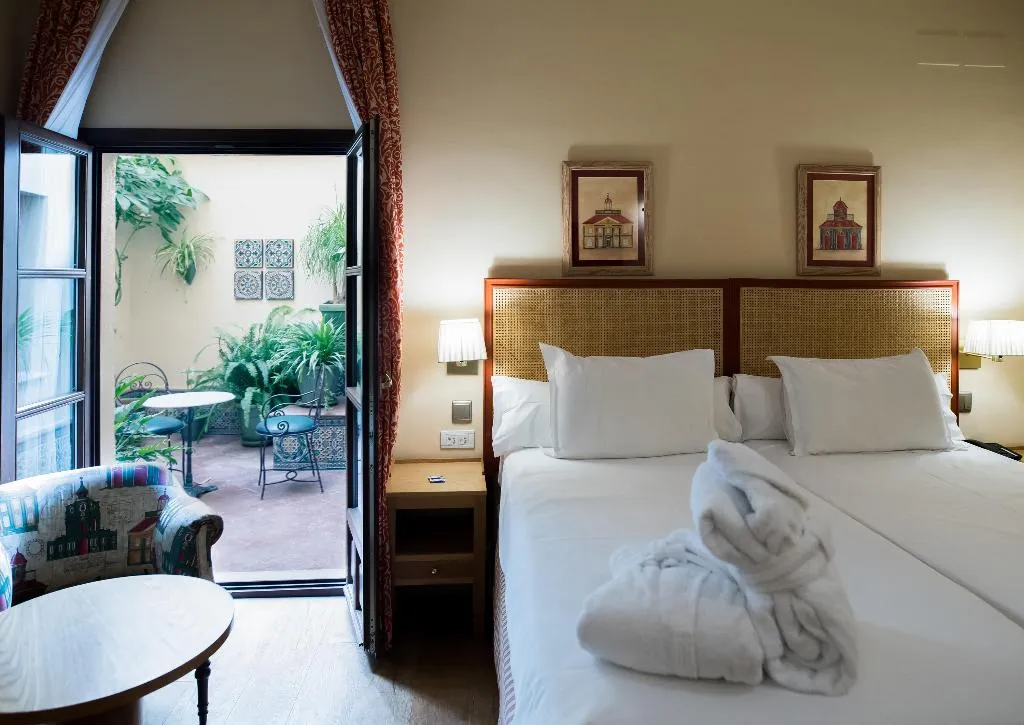 DOUBLE SINGLE USE DELUXE PREMIUM Room, Casa Romana Hotel Boutique, Seville