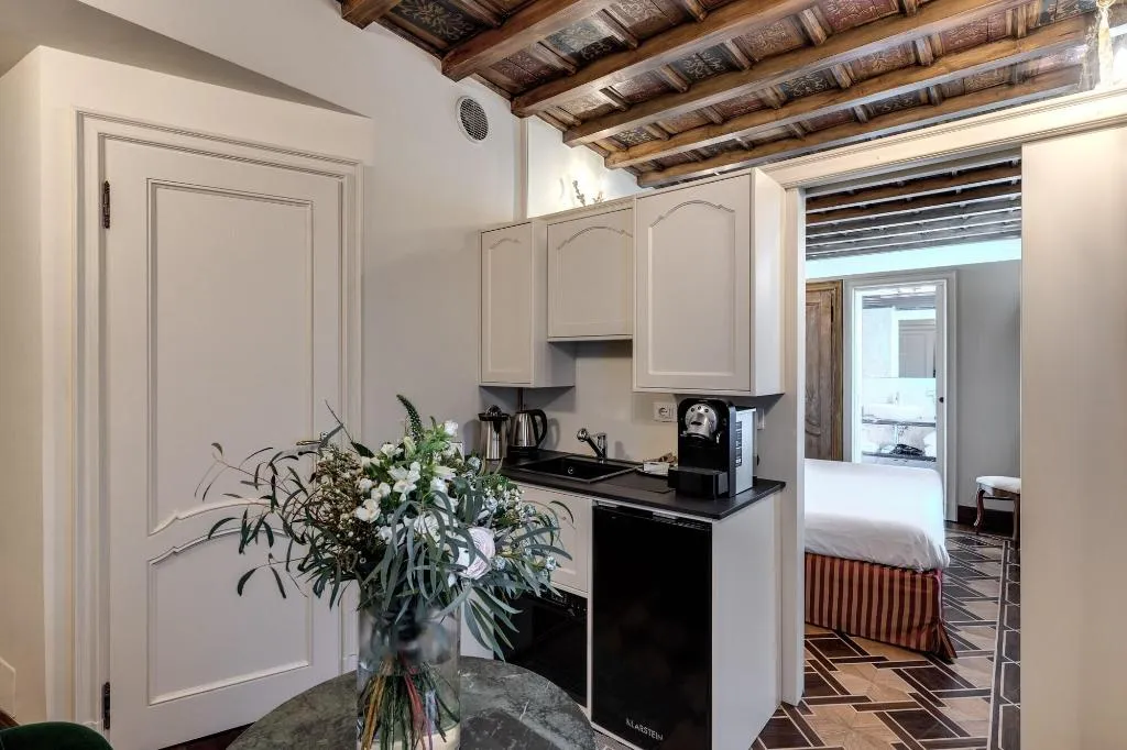 Room, Santa Marta Suites, Milan
