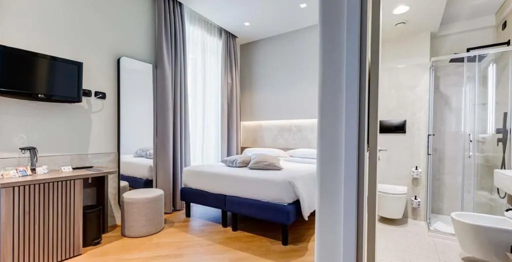 Double or Twin STANDARD Room, Best Western Plus Hotel Plaza, Naples