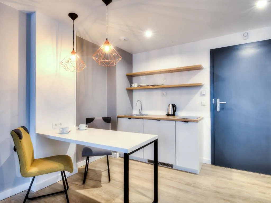 Room, Lwowska1, Krakow