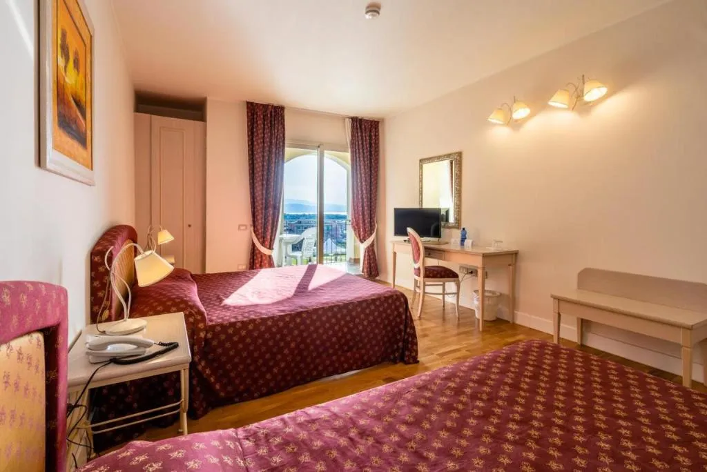Double or Twin MOUNTAIN VIEW Room, Grandhotel Parco Augusto, Catania