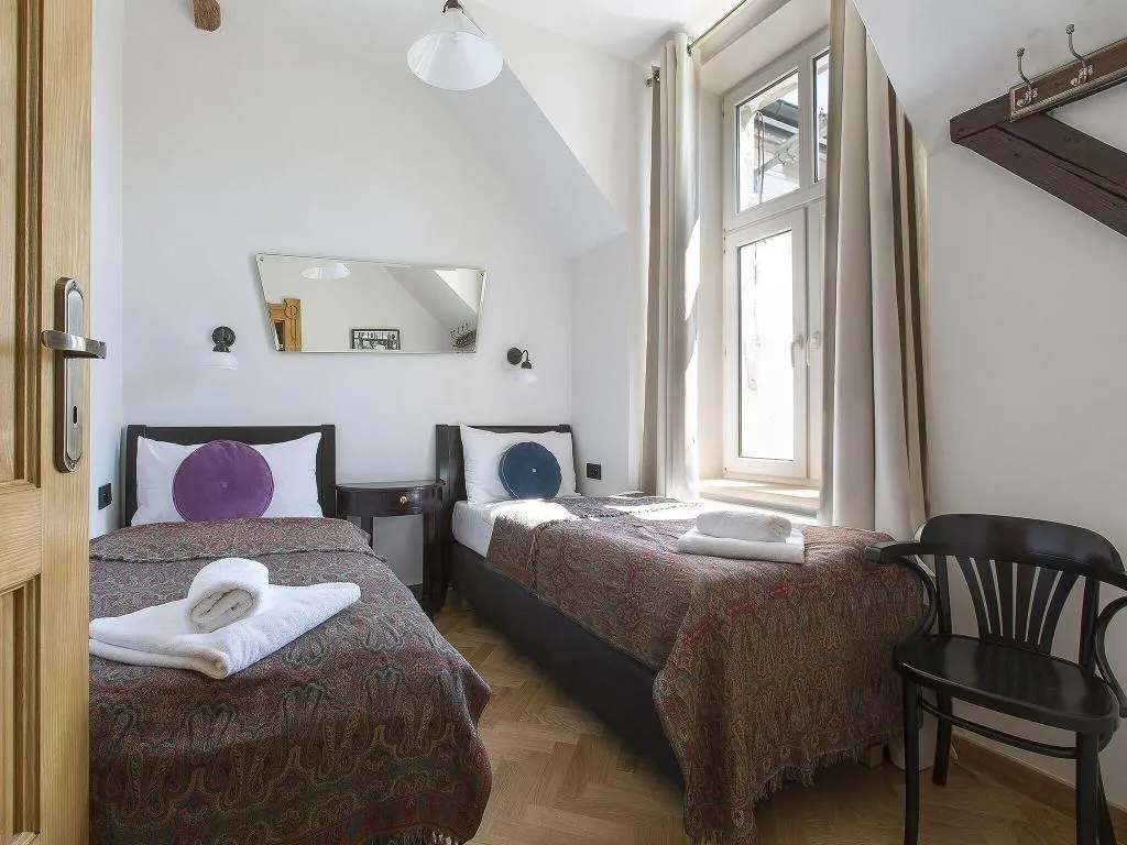 APARTMENT FOUR BEDROOMS Room, Antique Apartments Plac Szczepanski, Krakow