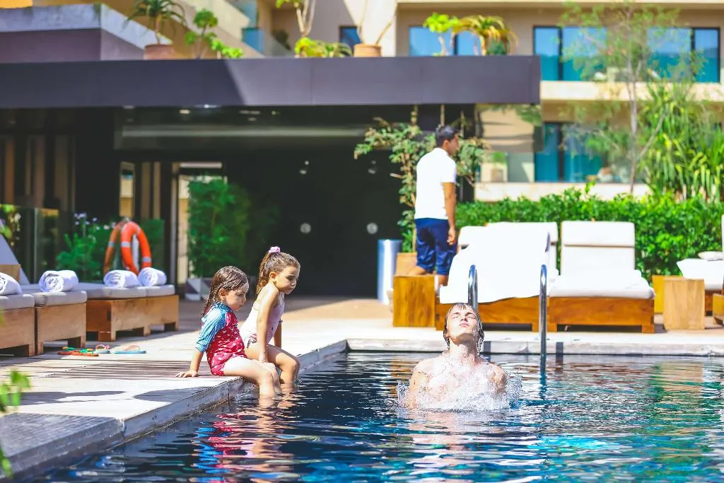 Pool, Radisson Blu Hotel Marrakech Carré Eden, Marrakech