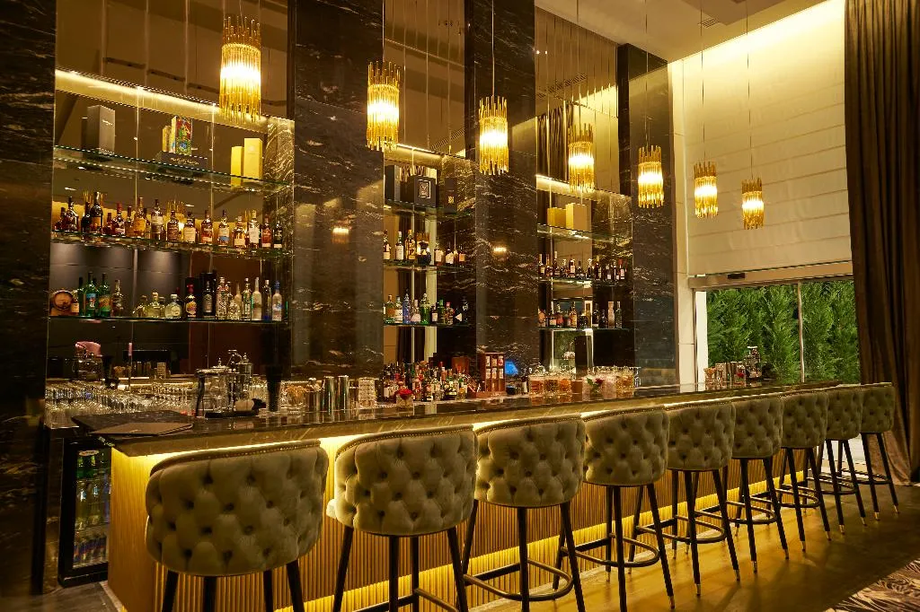 Bar, Amavi, MadeForTwo Hotels - Paphos, Cyprus