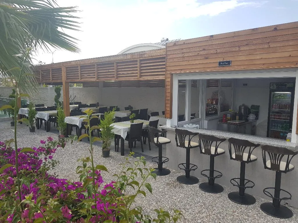 Bar, Happy Family Apart, Antalya