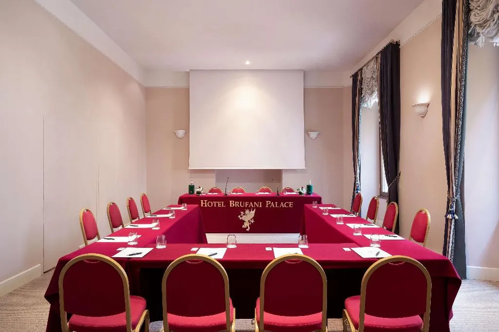 Conferences, Sina Brufani, Perugia