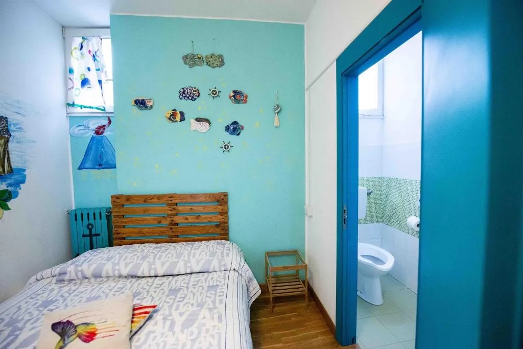 Room, Eco Hostel Floreale, Naples
