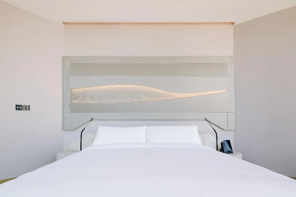 DOUBLE STANDARD Room, ME by Meliá Dubai, Dubai