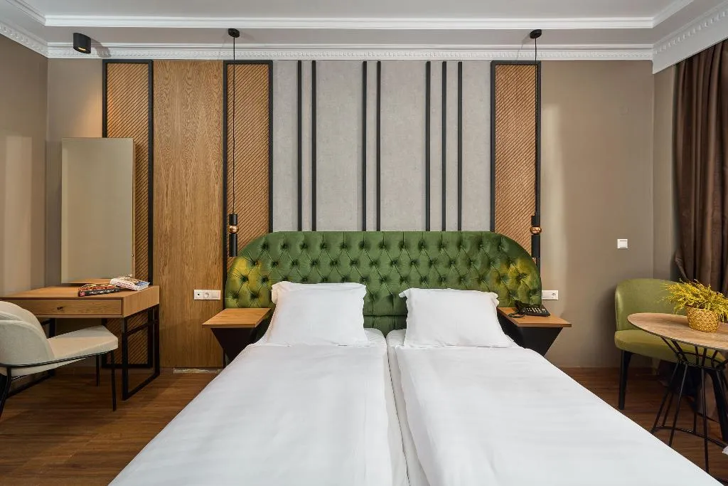 TRIPLE STANDARD Room, Royal Hotel Thessaloniki, Halkidiki