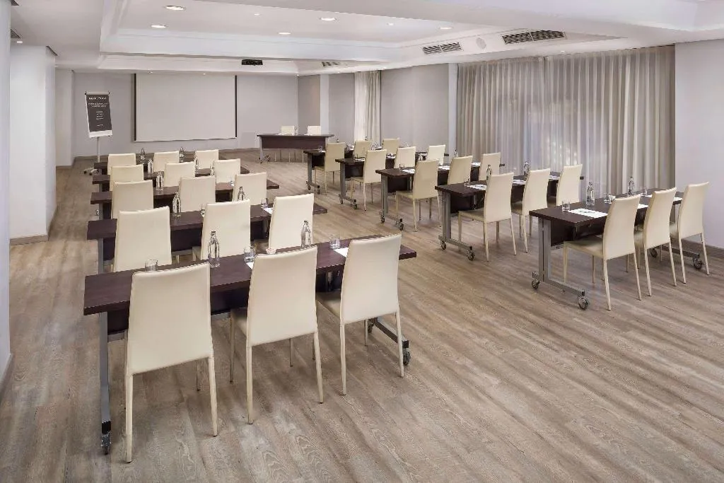 Conferences, The Level At Meliá Sevilla, Seville