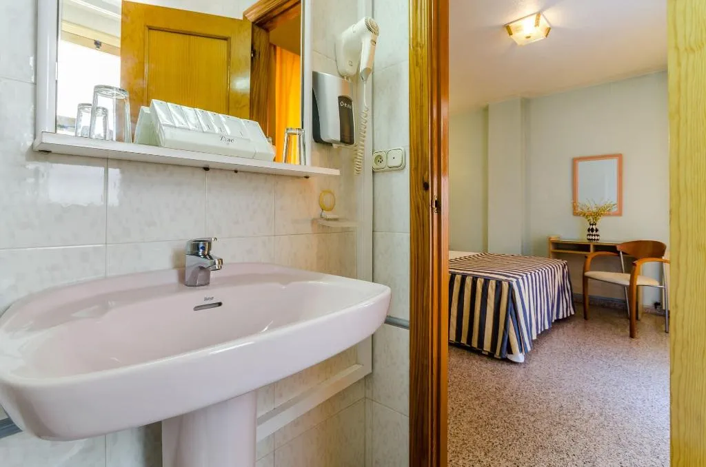 Room, Hotel Mediterraneo, Costa Blanca