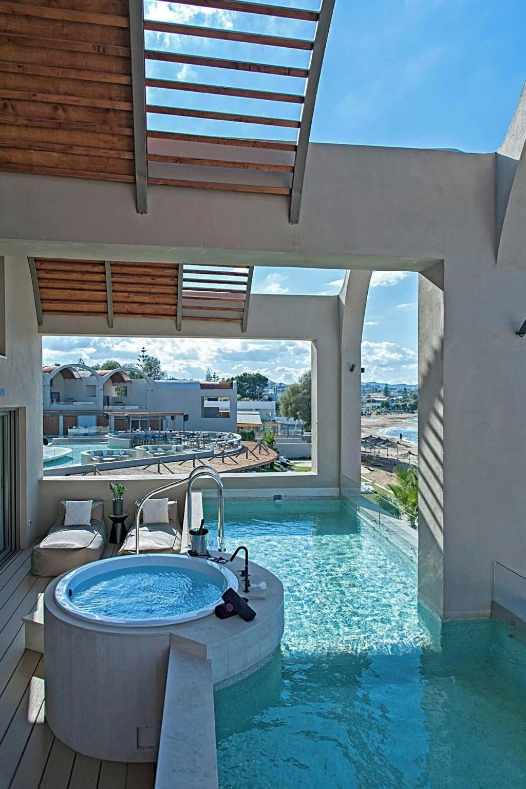 SUITE QUEEN SIZE BED Room, Autograph Collection Domes Noruz Chania, Crete