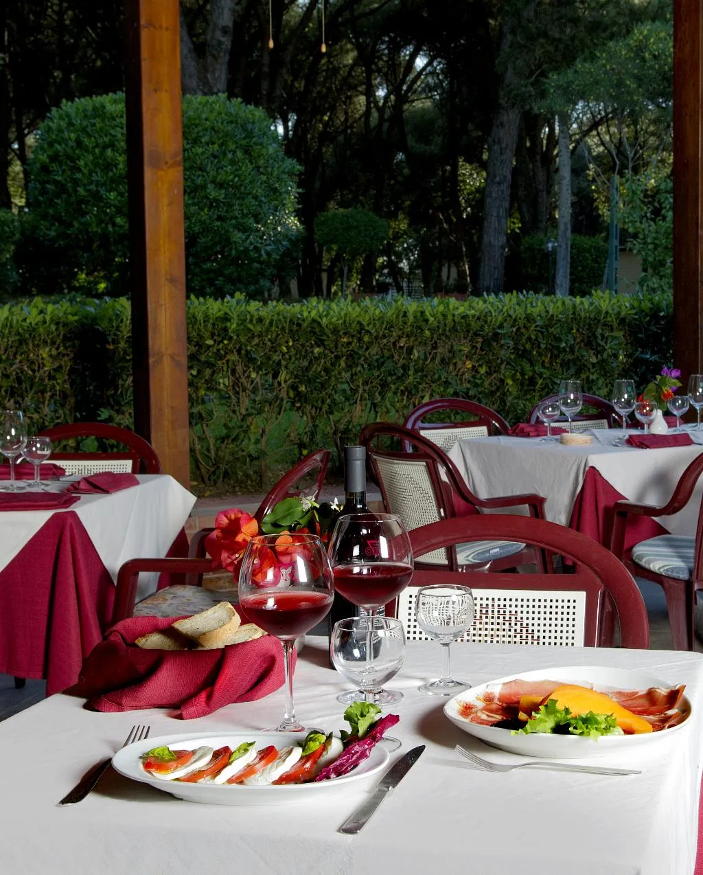 Restaurant, La Serra Holiday Village & Beach Resort, Naples