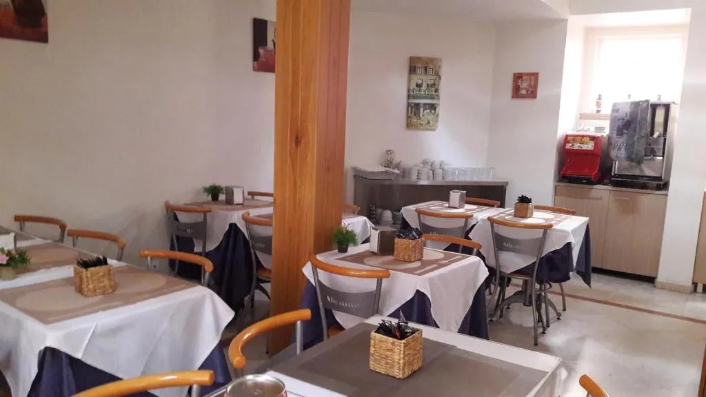 Restaurant, Alicante, Lisbon