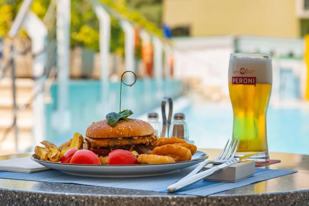 Pool, Best Western Hotel La Solara, Naples