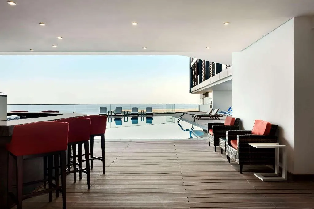 Bar, Wyndham Garden Ajman Corniche, Dubai