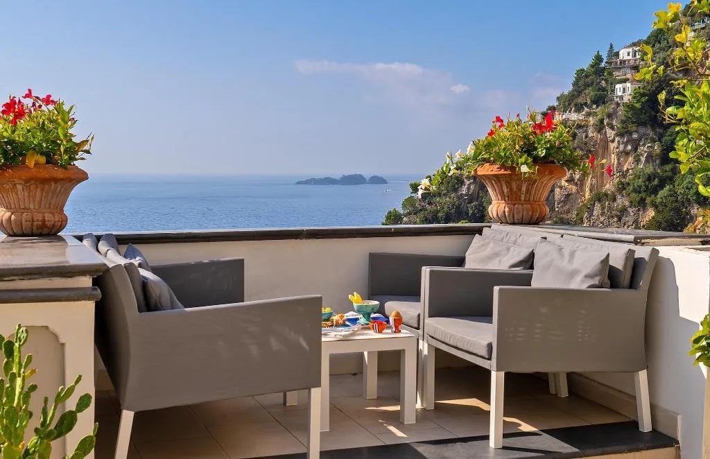 Terrace, Punta Regina, Naples