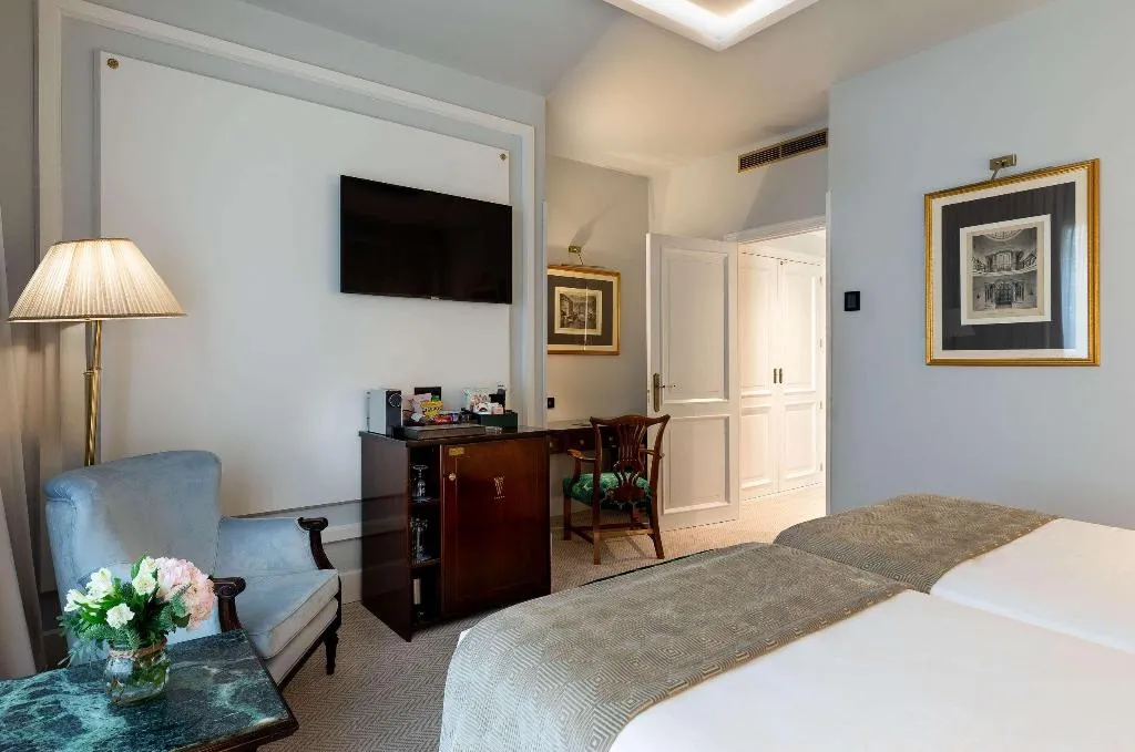 TWIN SUPERIOR Room, Wellington Hotel & Spa Madrid, Madrid