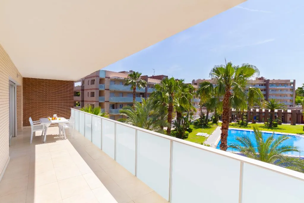 Terrace, Aqquaria Suites Ibersol, Costa Dorada