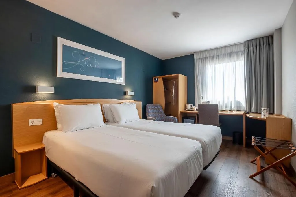 Room, Travelodge Alicante Puerto, Costa Blanca