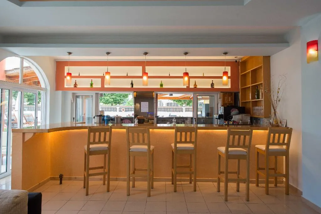 Bar, Silver Beach Hotel and Annexe Apartments, Corfu